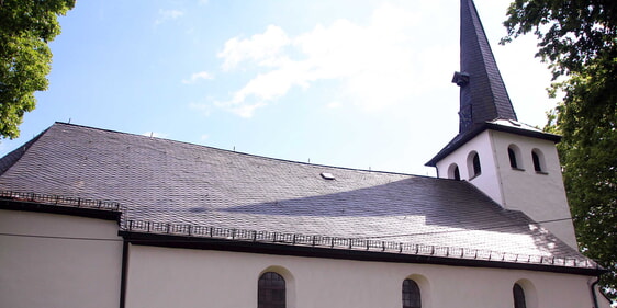 Die Heedfelder Kirche ist vorerst gesperrt. (Foto: Jakob Salzmann)