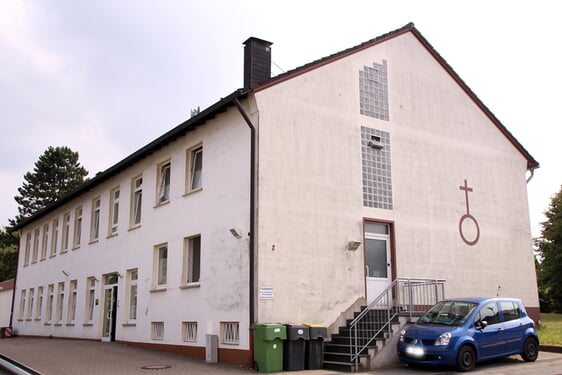 Einige Veranstaltungen und Gottesdienste weichen zunächst auf die Hülscheider Kirche oder auf das Gemeindehaus aus. (Foto: Jakob Salzmann)