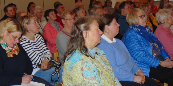 Die Gemeindeversammlung in Neuenrade diente dazu, das Stimmungsbild unter den Neuenrader Gläubigen aufzufangen. Beschlossen wurde nichts. Eine Entscheidung über das weitere Vorgehen trifft das Presbyterium. (Foto: Michael Koll)