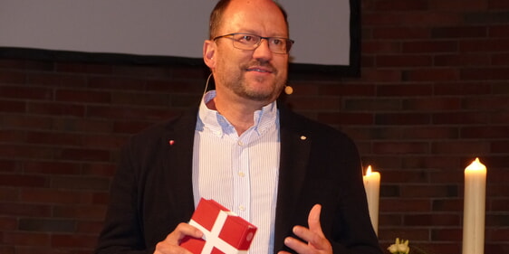 Klaus Göttler, Generalsekretär des Deutschen EC-Verbandes und Dozent an der Evangelistenschule Johanneum in Wuppertal, hält im Gottesdienst zum Himmelfahrtstag die Predigt. (Foto: Ingrid Weiland)