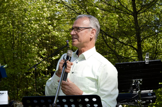 Ulrich Neuenhausen predigte in diesem Jahr beim Open-Air-Gottesdienst an Himmelfahrt. (Foto: Kannenberg)