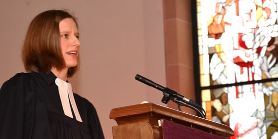 Auf dem Weg: Christine Köntopp predigte beim Abschiedsgottesdienst in Werdohl über Davids Psalm vom guten Hirten (Foto: Wolfgang Teipel)