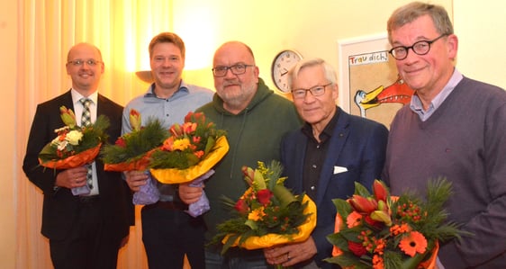 Björn Schöttler (links) ist ausgeschieden. Der neue Vorstand besteht aus Dr. Axel Eberl, Klaus Woeste, Dr. Ulrich Gallenkamp und Dr. Axel Stahlschmidt. Foto: Wolfgang Teipel