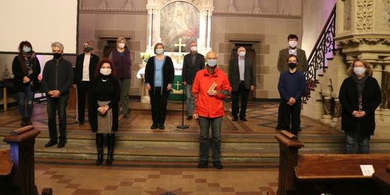 Die neuen Presbyter der Christuskirchengemeinde wurden unter den strengen Bedingungen des Hygieneschutzkonzeptes eingeführt (Foto: Görlitzer)