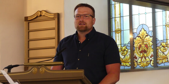 Johannes Seidel wird der neue Leiter des Kinder- und Jugendreferates im Evangelischen Kirchenkreis Lüdenscheid-Plettenberg. Der 41-jährige Lüdenscheider beginnt seine neue Aufgabe am 01.02.2024 (Foto: EKKLP)